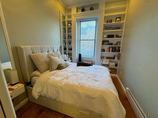 Photo - 115 Beacon St