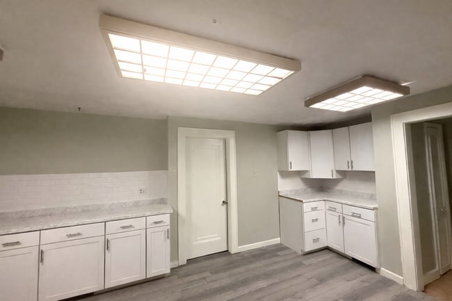 Photo - 721 Salt Springs Rd