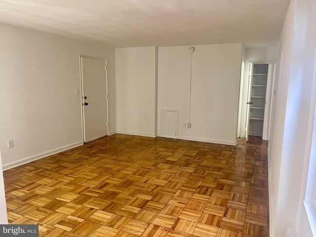 Photo - 2523 13th St NW Unit 103