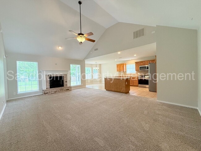 Photo - For Lease | Broken Arrow | Available Now!