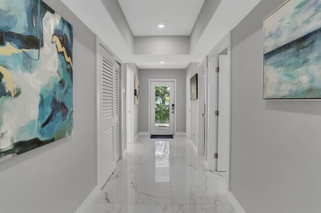 Photo - 2019 NE 14th Ct