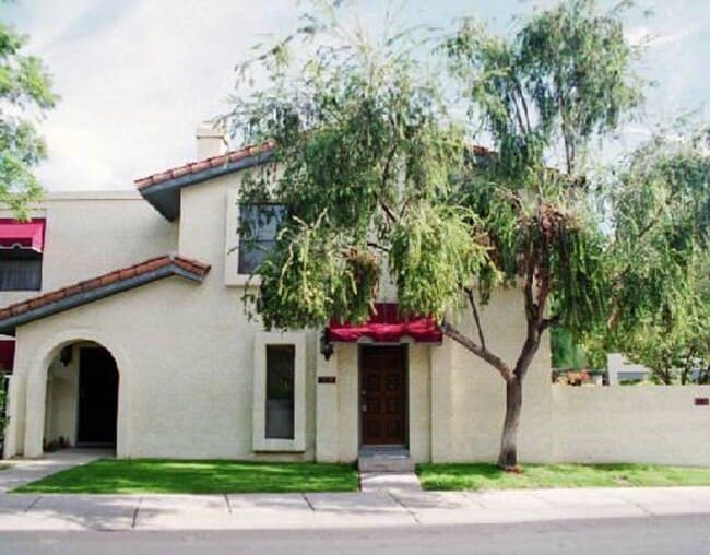 2 BDRM TWNHSE AT POINTE TAPATIO - 2 BDRM TWNHSE AT POINTE TAPATIO House