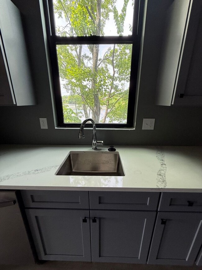 Photo - 70 Webster St Unit 211