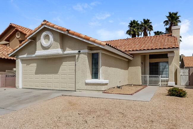 Photo - 1338 Operetta Way