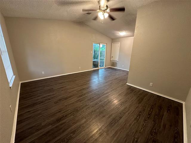 1459 Woodhall Ct