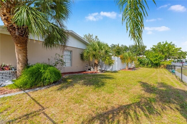 Photo - 6004 Deming Ave