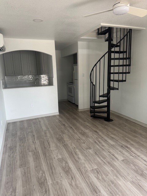 Building Photo - 1215 Terjo Ln Unit A Rental