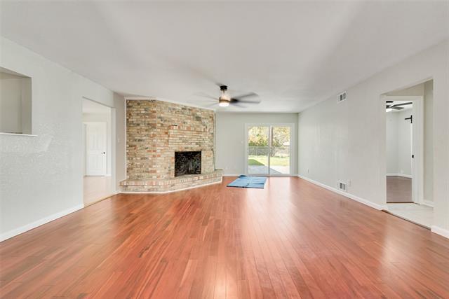 Photo - 219 Hillcrest Dr