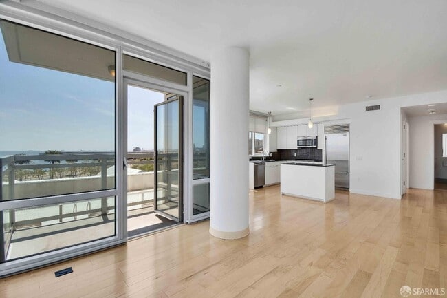 Photo - 501 Beale St