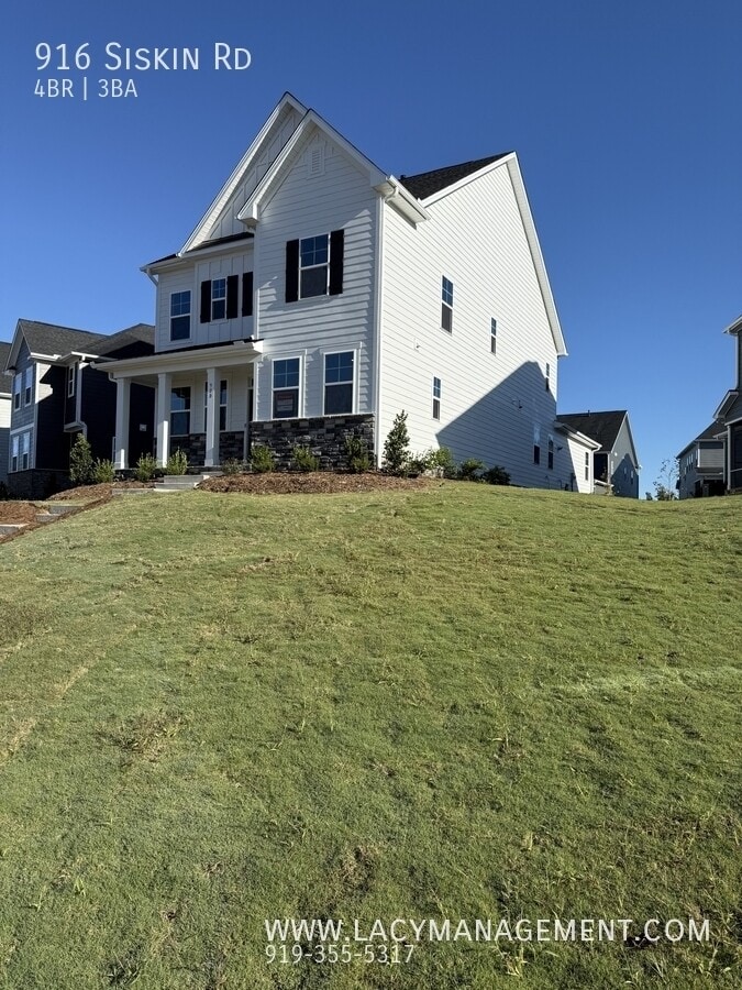 Photo - 916 Siskin Rd