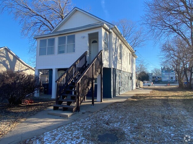 Building Photo - 1909 S 11th St Unit 1 Rental