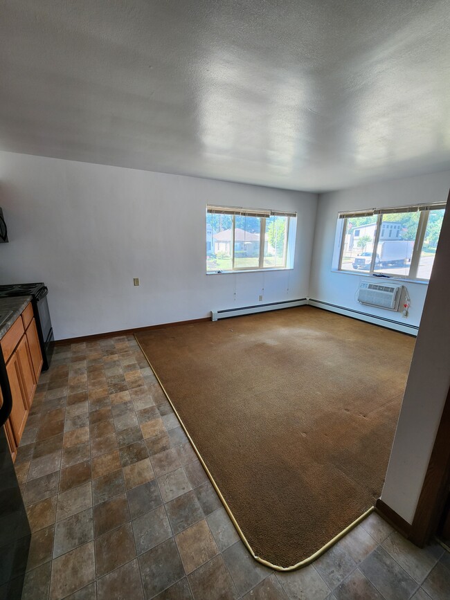 Photo - Lincoln Unit 21