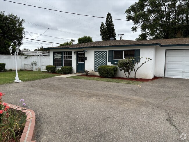 Building Photo - Park Whitaker Rental