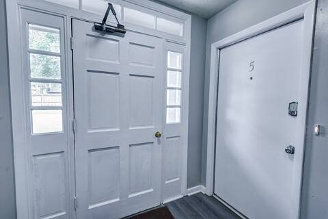 Photo - 18 S Catherine St