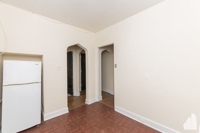 Photo - 4417 N Wolcott Ave Unidad A3