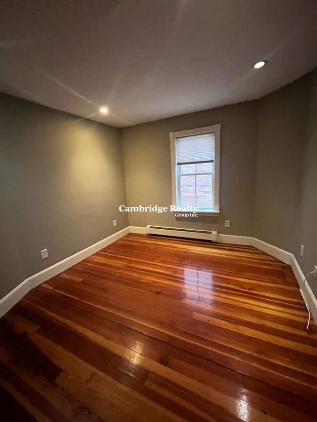 Photo - 151 Highland St Unidad 2