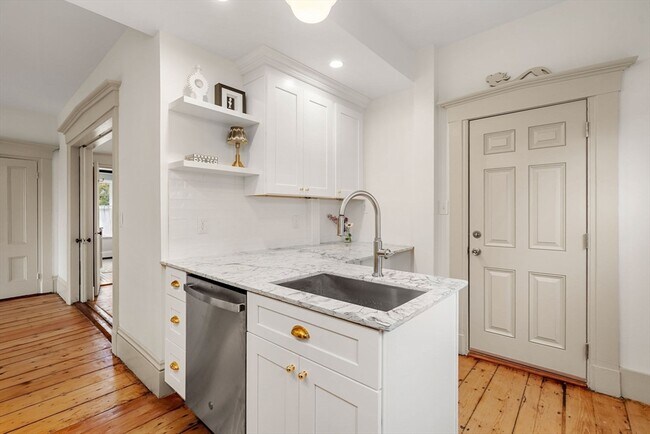 Photo - 6 Mt Vernon St Unit 1