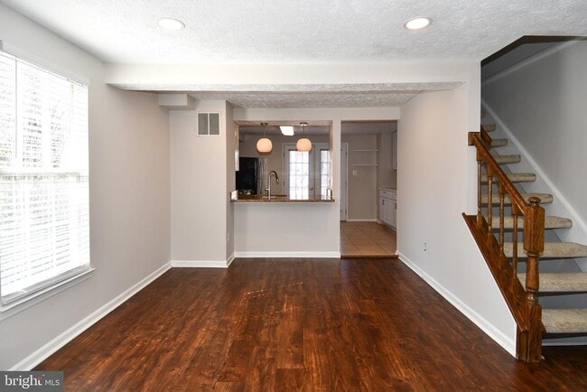 Photo - 1648 Fieldthorn Dr