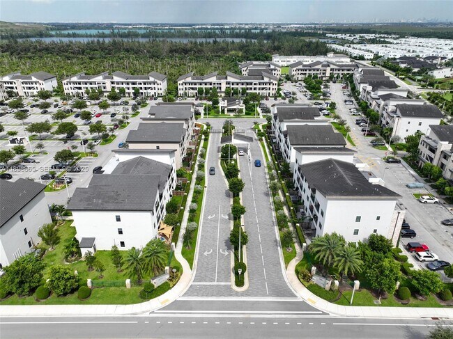 Photo - 7865 NW 104th Ave Unit 33