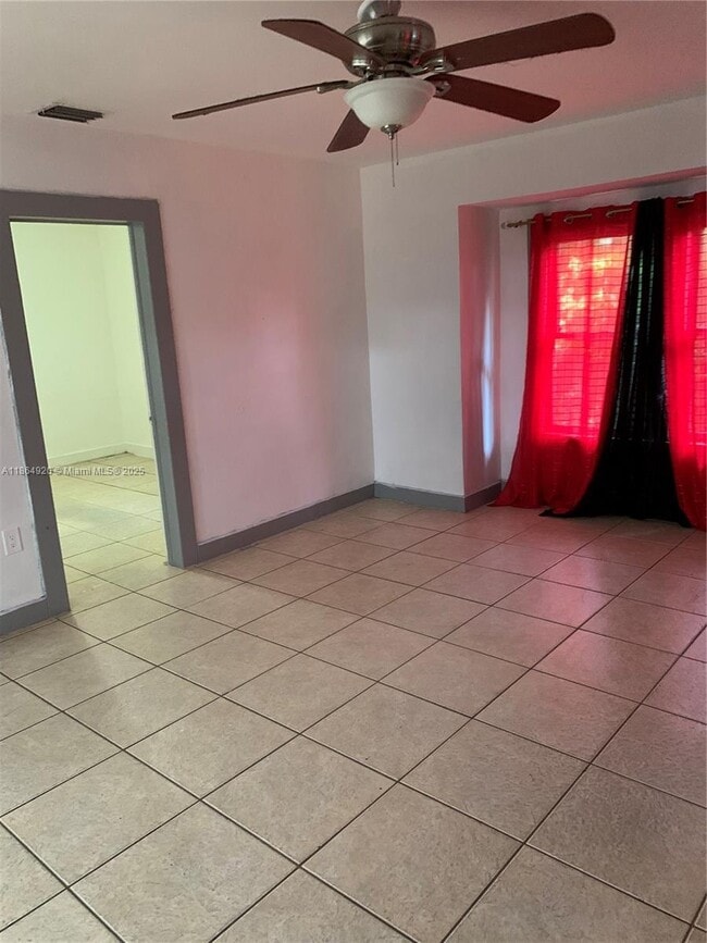 Photo - 750 NW 118th St House