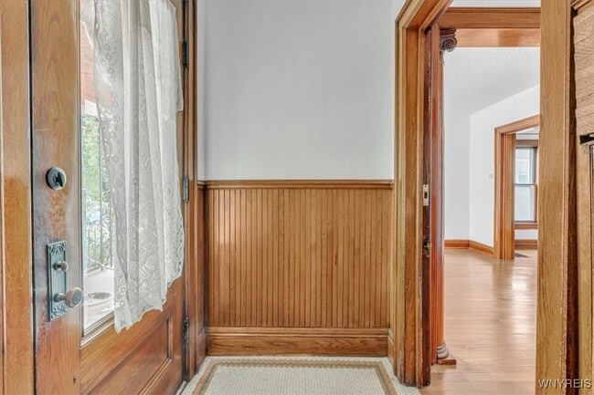 Photo - 260 Baynes St