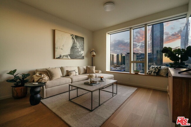 Photo - 889 Francisco St Unit 1801