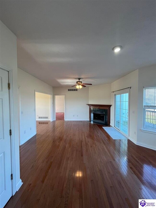 Photo - 237 Brock Rd