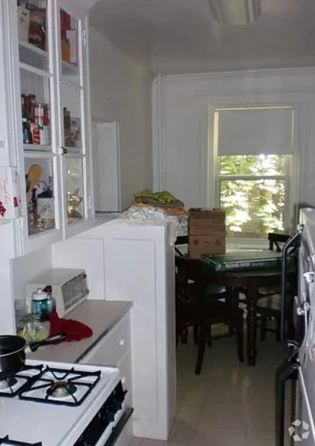 Building Photo - 23 Chauncy St Rental