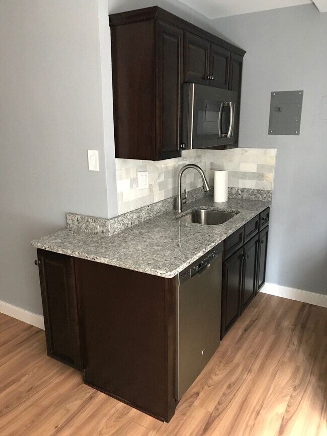 Photo - 950 25th St NW Unit 202S