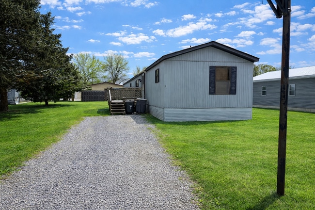 Photo - 7 Commerce St