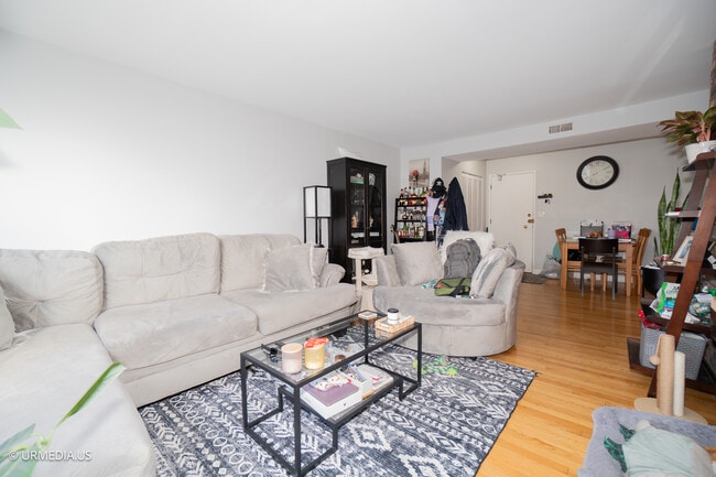 Photo - 2201 N Cleveland Ave Unit 501