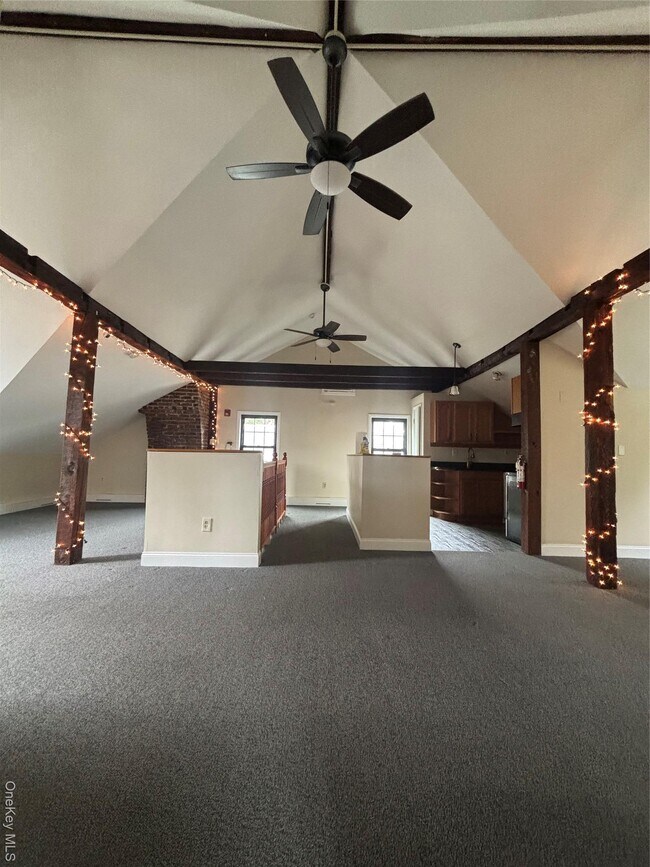 Photo - 113 Academy St Unidad 2