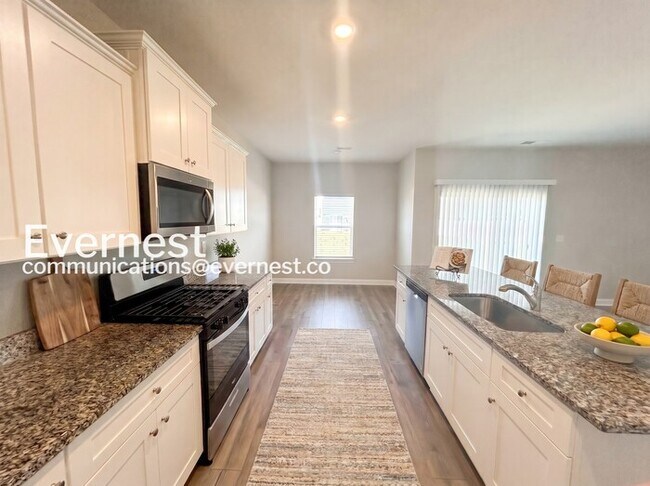 Photo - 2340 Valverde Wy