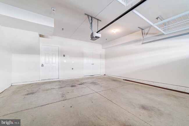 Photo - 705 River Mist Dr