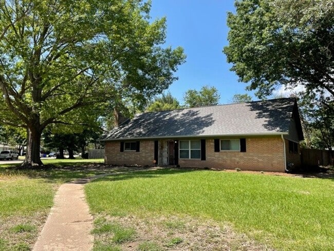 Building Photo - Coming Soon! Unique 4-Bedroom 2.5-Bath Corner Lot Home with Outdoor Kitchen & Detached Garage