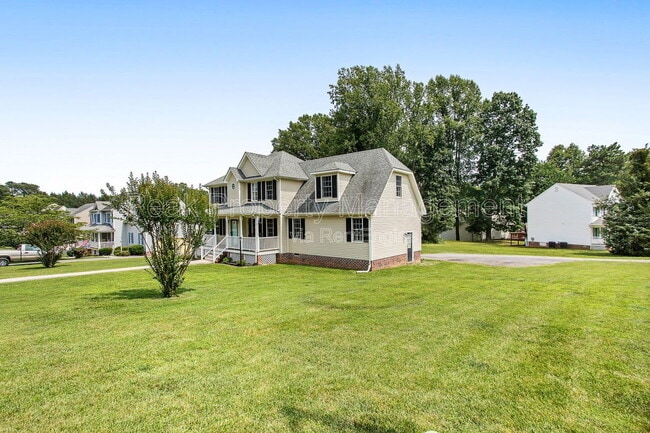 Photo - 5824 Silver Fox Ln