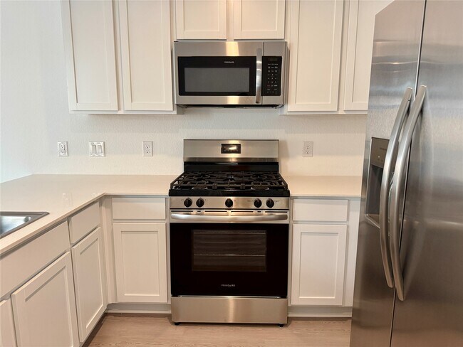 Photo - 6838 Eastern Cottonwood Ln