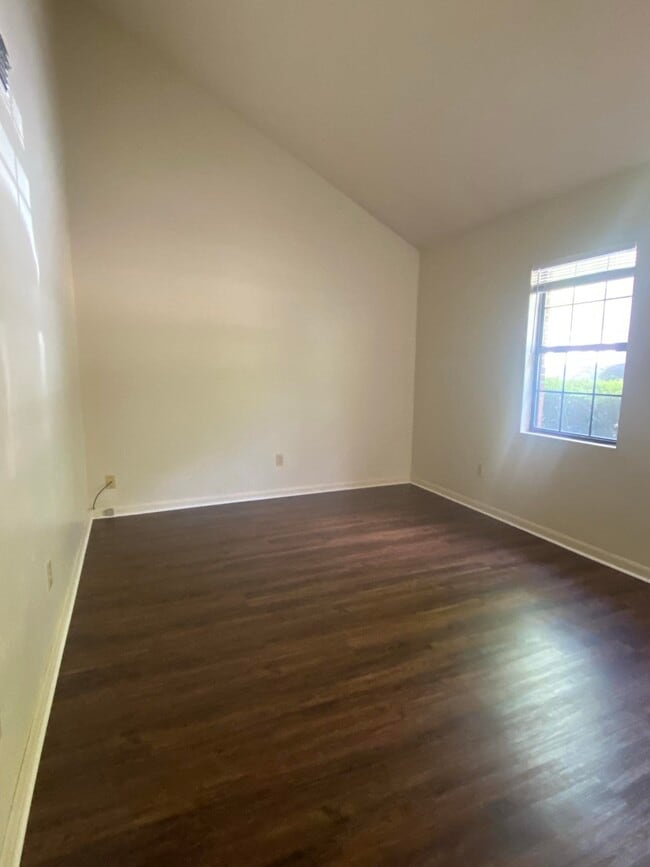 Photo - 2623 Windy Ridge Dr