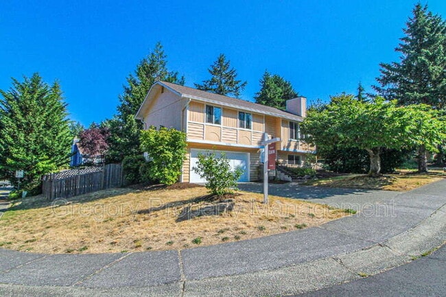 Building Photo - 16102 NE 107th Ct Rental