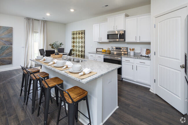 Interior Photo - Timber Leaf Rental