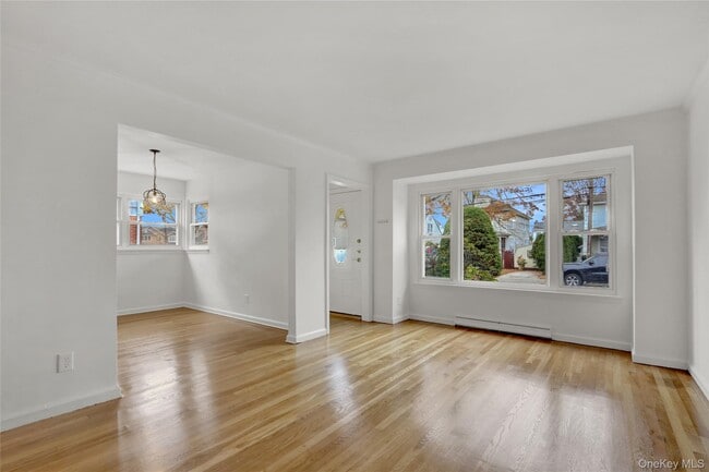 Photo - 330 Harvard Rd