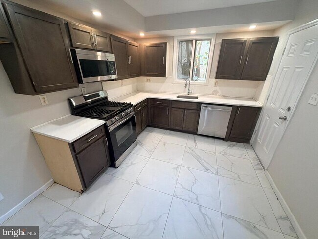 35 Emory Ave