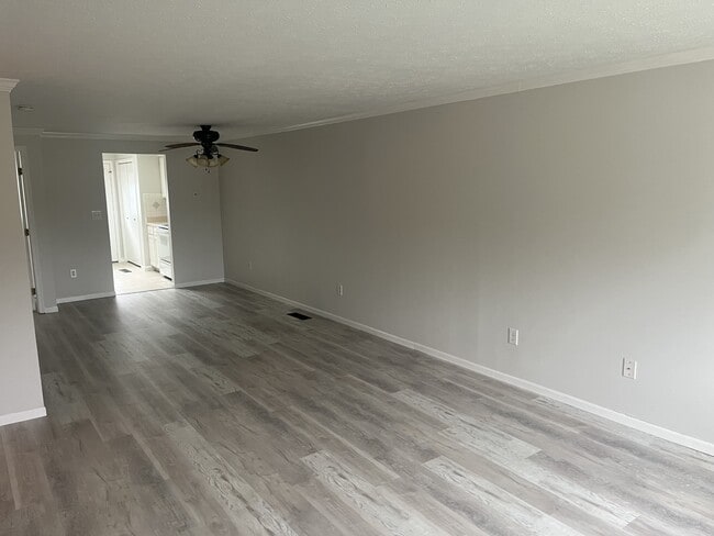 Photo - 1644 Sierra Ave