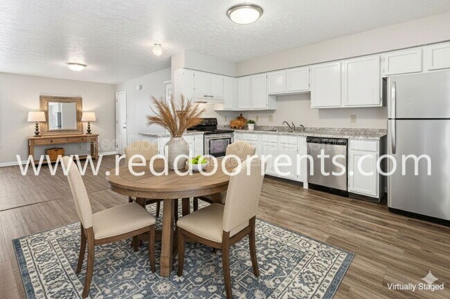 Photo - 231 Lark Dr Unit 2