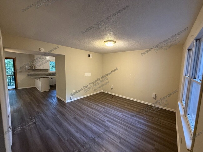 Photo - 912 Georgetown Rd