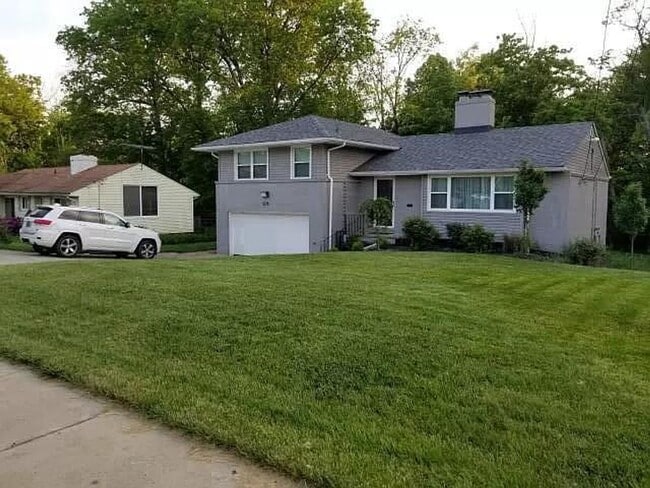 Photo - Charming 3-Bedroom Westlake Retreat with Prime Location and Serene Backyard Oasis