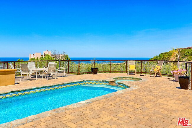 2624 Costebelle Dr