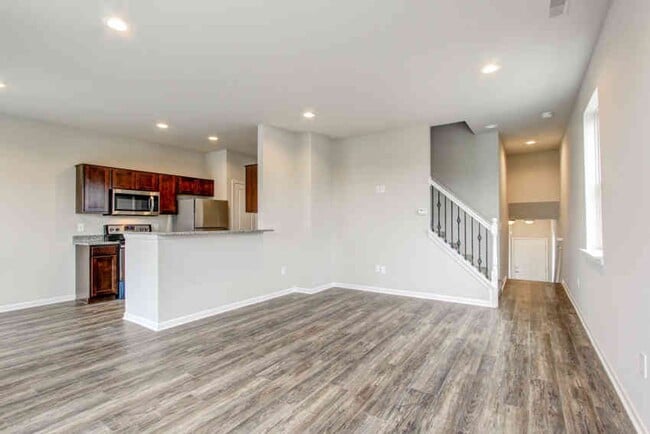 Photo - Mid-Town Park, LLC Unit 04-51355 B