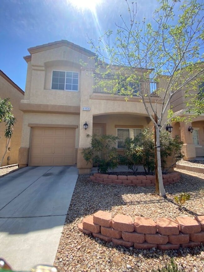 Building Photo - Very Beautiful 2 Bedroom Rental