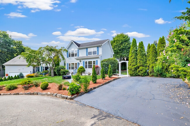 Photo - 18 Kathryn Dr